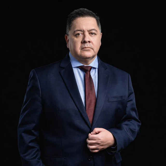 Dr. Alexandre Silva